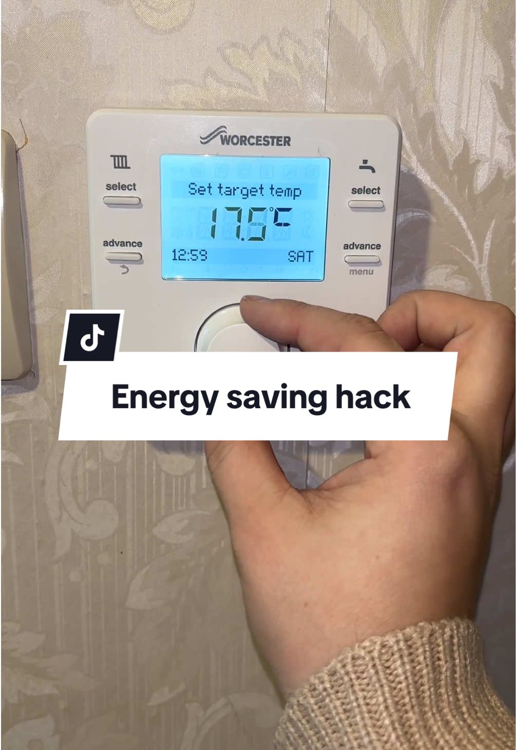 These bills are getting silly #energybill #tiktokmademebuyit #fyp 