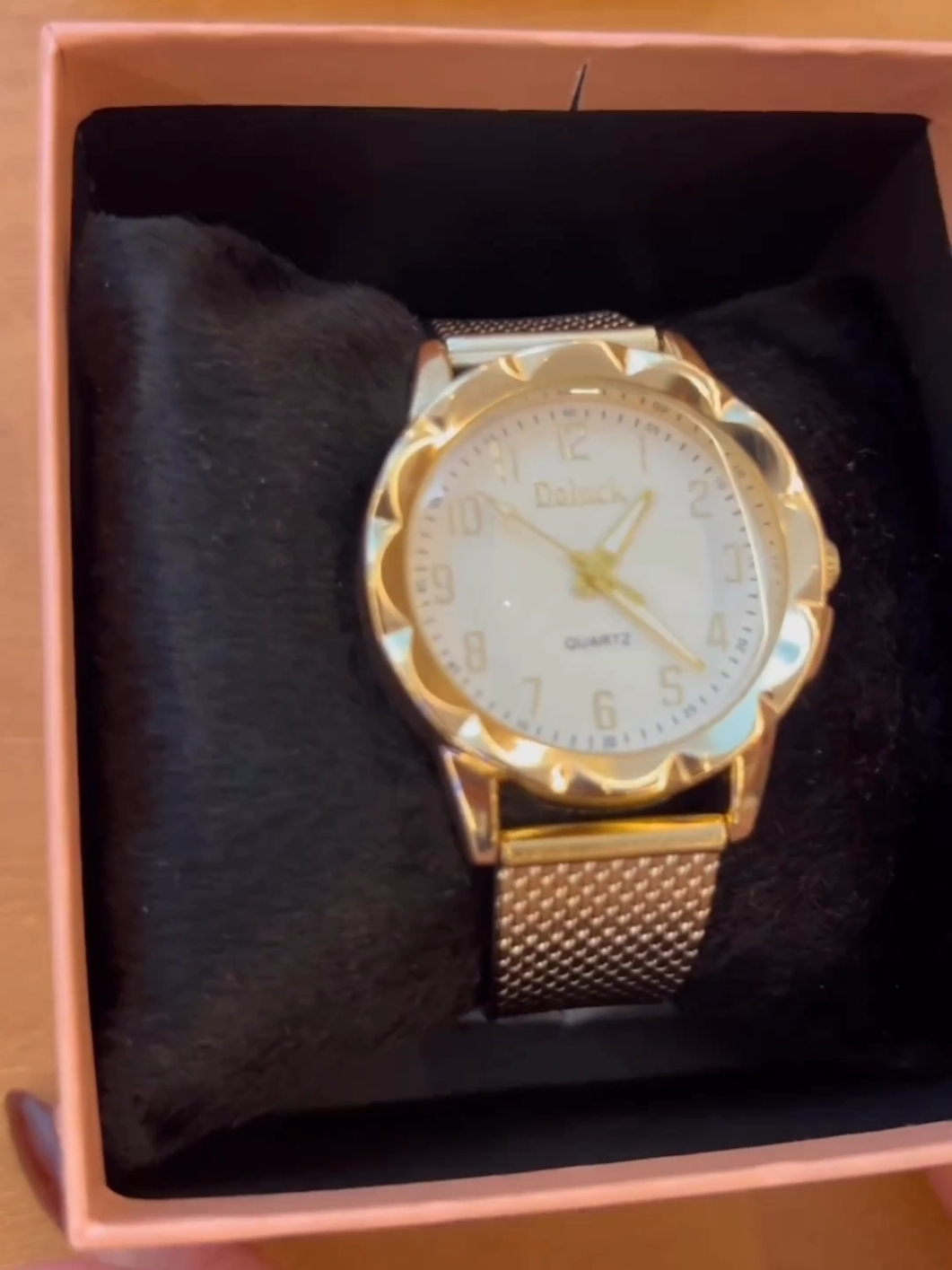 Relógio Feminino+Colar Pingente e Brincos Folheados a Ouro18k.