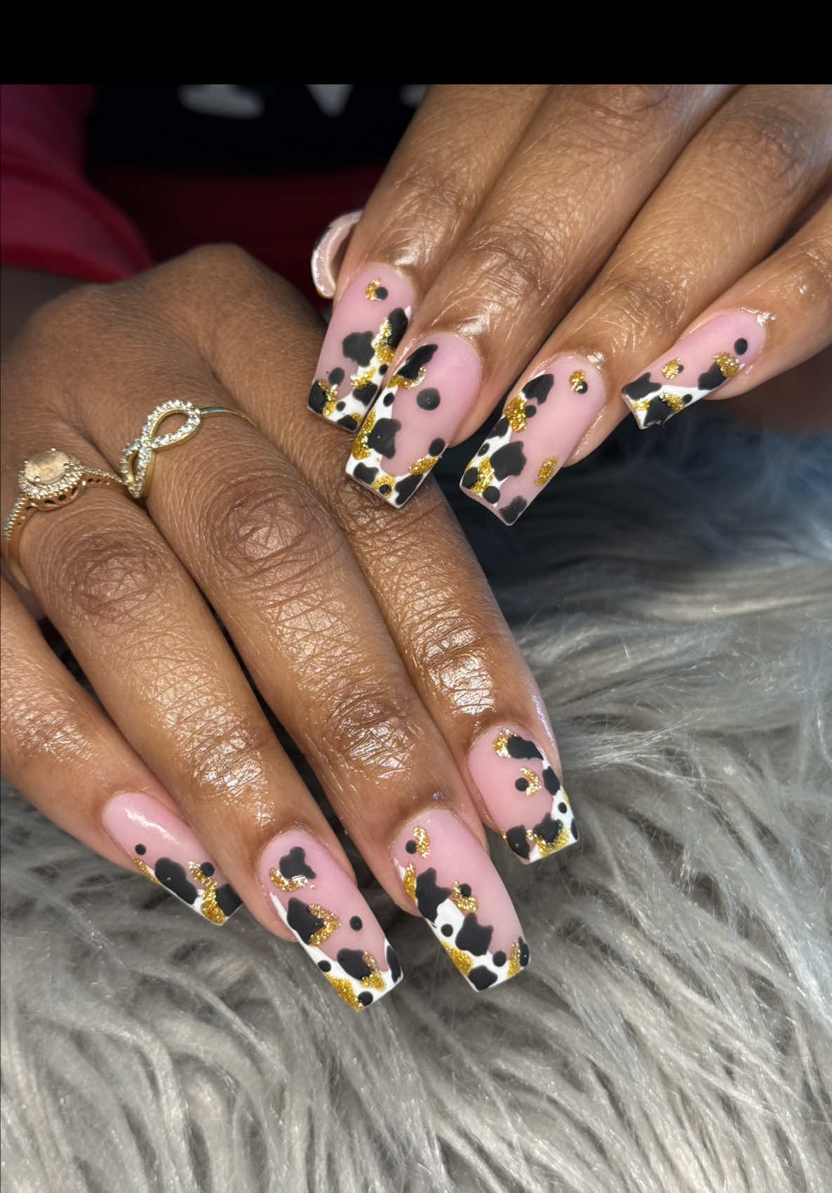 Who said cowprint cant be glam… #fyp #nailart #beautifulnails #cowprintnails #notips #nails 