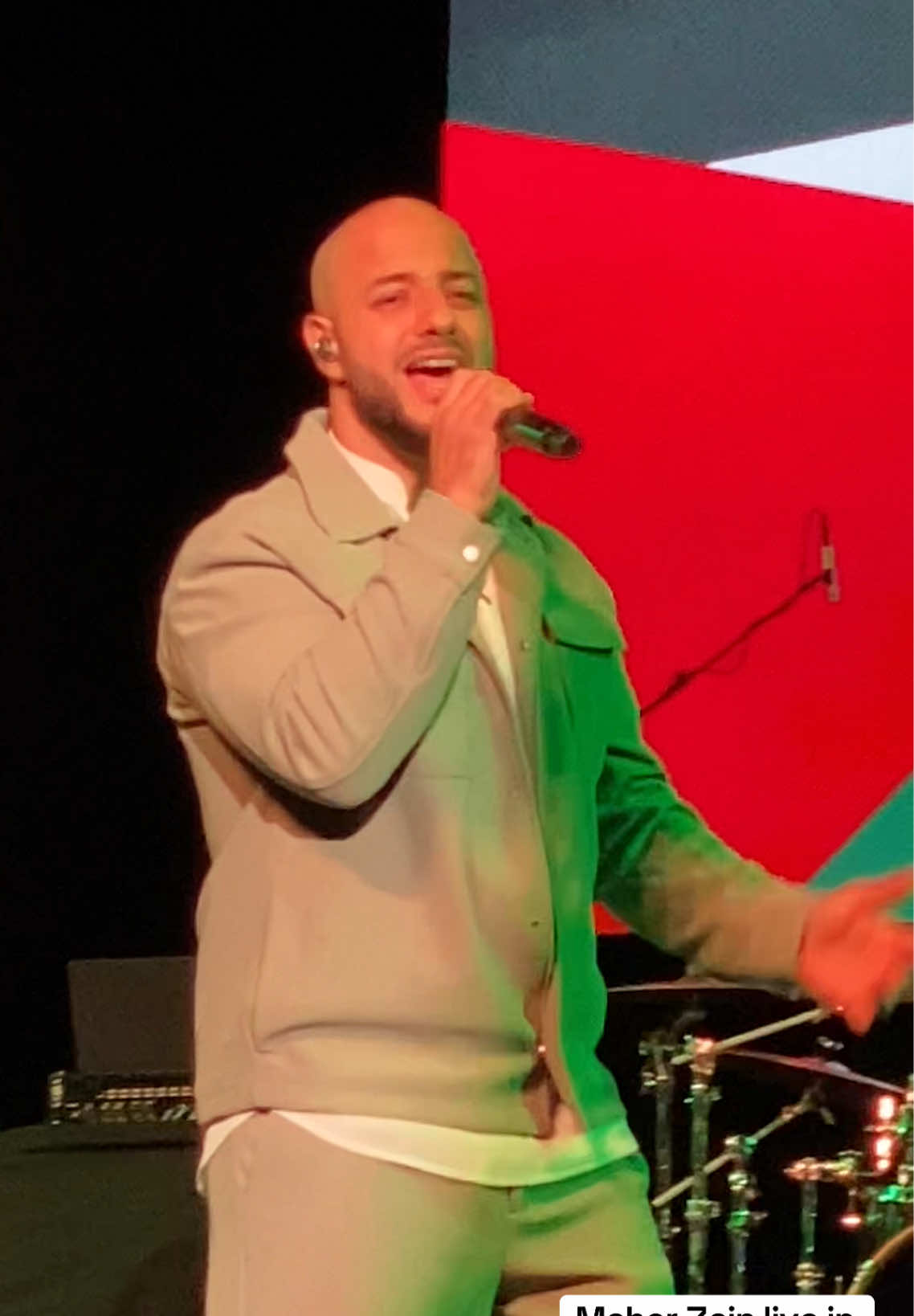 @Maher Zain live in Amsterdam.alhamdulilah was a wonderful evening. #maherzain#live#in#amsterdam#rai#fyp#wonderful#evening#alhamdulillah#muslim#peace#inshallah#palestine#free#freedom#tiktokmusic#tiktokviral#viral#awakeningmusic