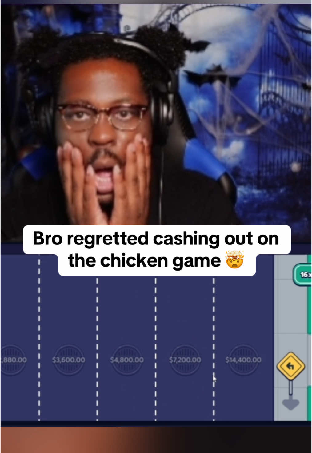 Bro regretted cashing out on the chicken game 🤯 #kickstreaming #crossyroad 