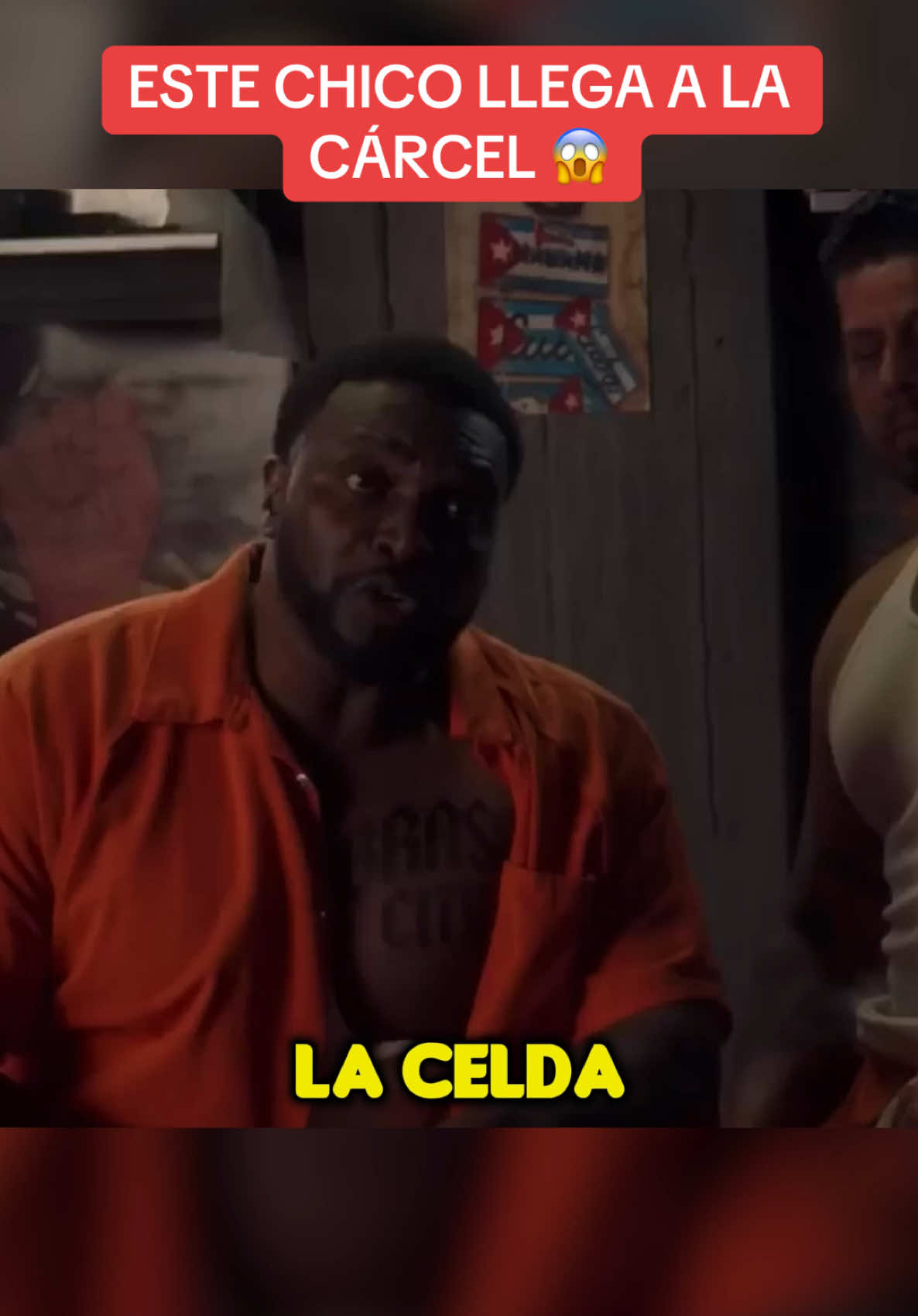 Llega de sorpresa 😱 #viral #cortos #cortosdepeliculas #cortosdeterror #resumen #telovoyacontar #cortoviral #cortoderisa #sorprendente 