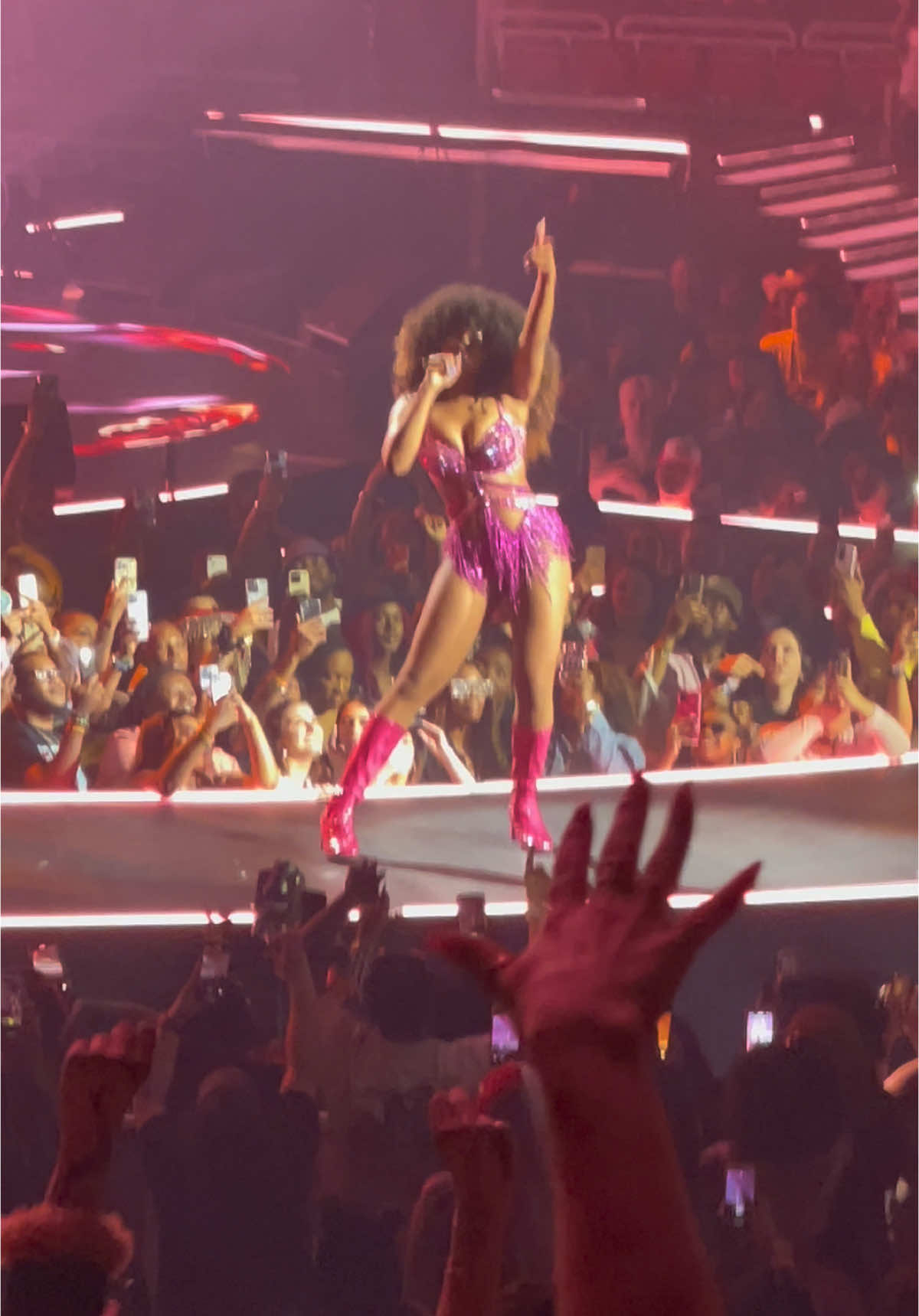 Random video from the archives p.1 (tw: shakey camera & loud singing 🥹🥴 ) #megantheestallion #concert #dump #concerts #chicago 