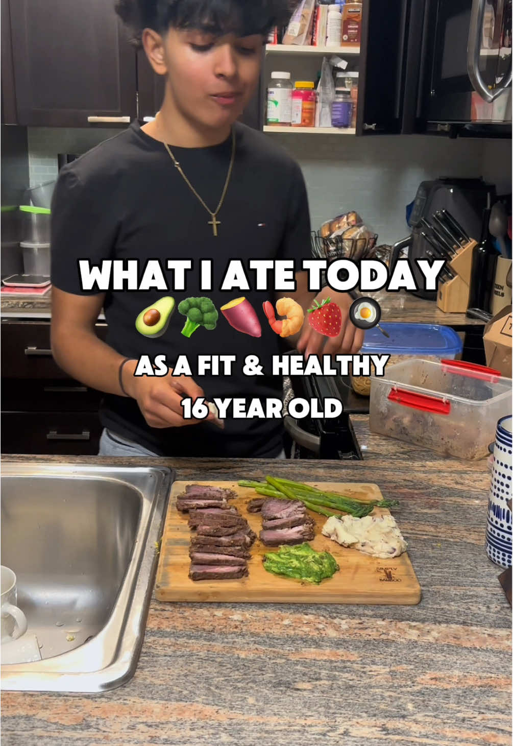 Whole foods > pizza & fries anyday ✅  - what i ate today as a 16 year old who works out and eats CLEAN - #FULLDAYOFEATING #whatieatinaday #everythingieatinaday #workoutmeals #highproteinmeals #highproteinrecipes #Fitness #gym #healtheating #cleaneating #howtoeathealthy #howtoeatclean #foodtobuildmuscle #recipestobuildmuscle #gymbros #gymrats #GymLife #wholefoods #explorepage #trending #health #productivedayinthelife #16yearold #fitnessinfluencer #dayinthelife #dayinthelifeofa16yearold #productive #whatiatetodayprioritizingwholefoods #fitnessenthusiast #reels 