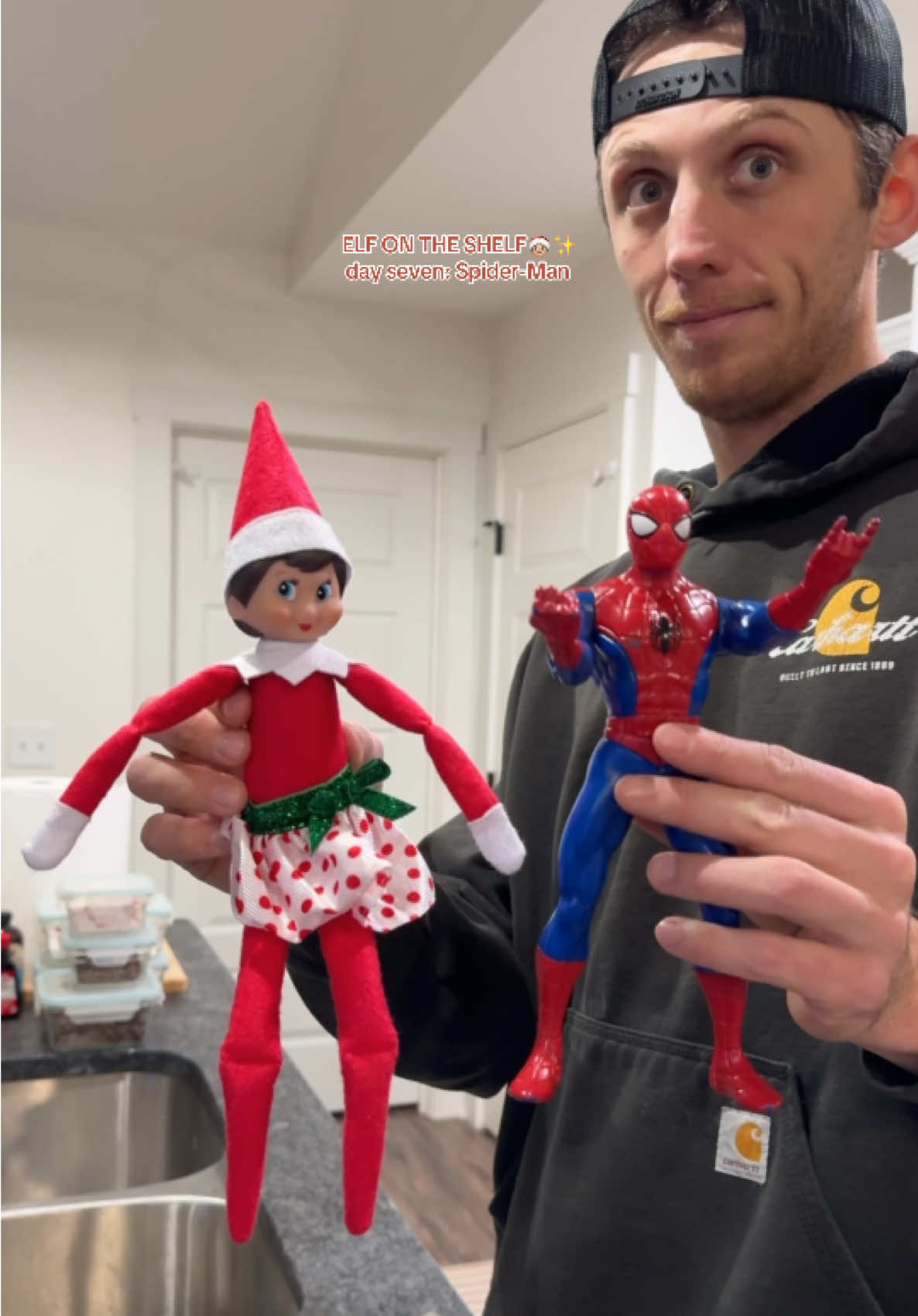 Dad’s version of EOTS 🤗👏🏻🤶🏼 #MomsofTikTok #dadsoftiktok #elfontheshelfideas #naughtyelfelfontheshelf #funnyelfontheshelfideas #chasemarlin #toddlerparents #christmasmagic 