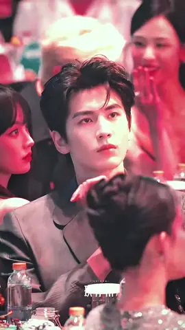 Sao đẹp vậy chời [07.12.24] Đêm hội gào thét IQIYI 2024xZhangLingHe✨️ #truonglanghach #zhanglinghe #xh #iqiyi 