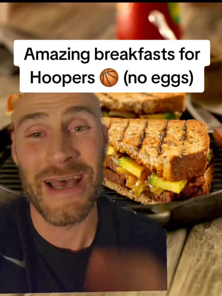 Easy, quick breakfast options that don't have eggs for basketball athletes 🏀 #hoopersdiet #hoopers #athletenutrition #hoopersoftiktok #basketballnutrition #basketballdiet #basketballtiktok #baller #basketballplayers #breakfastrecipes #creatorsearchinsights 