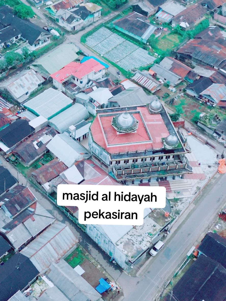 ada masjid megah kalo kalian lewat jalur alternatif batur dieng. lebih tepatnya di desa pekasiran batur banjarnegara. #fyp  #viral?videotiktok😇😇  #viral?video  @diengyuk 