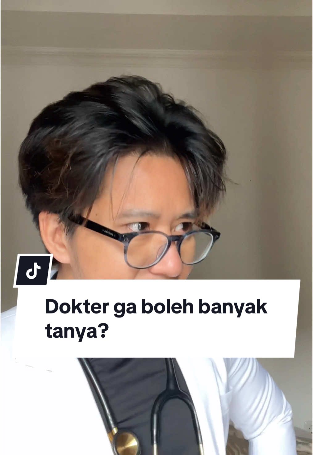 Just for fun ya guys, ini hanya replika becandaan dari video sblumnya, kalo dokternya terlalu pinter dan ga banyak nanya atau melakukan anamnesis, jadinya gini hehe 🤫