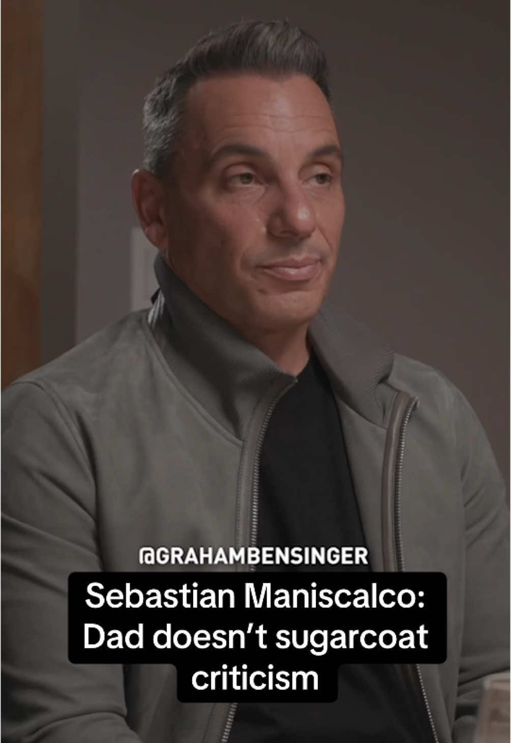 @Sebastian Maniscalco on “comstructive” criticism from his parents and clashing with his dad over his stand-up style. #comedian #sebastianmaniscalco 