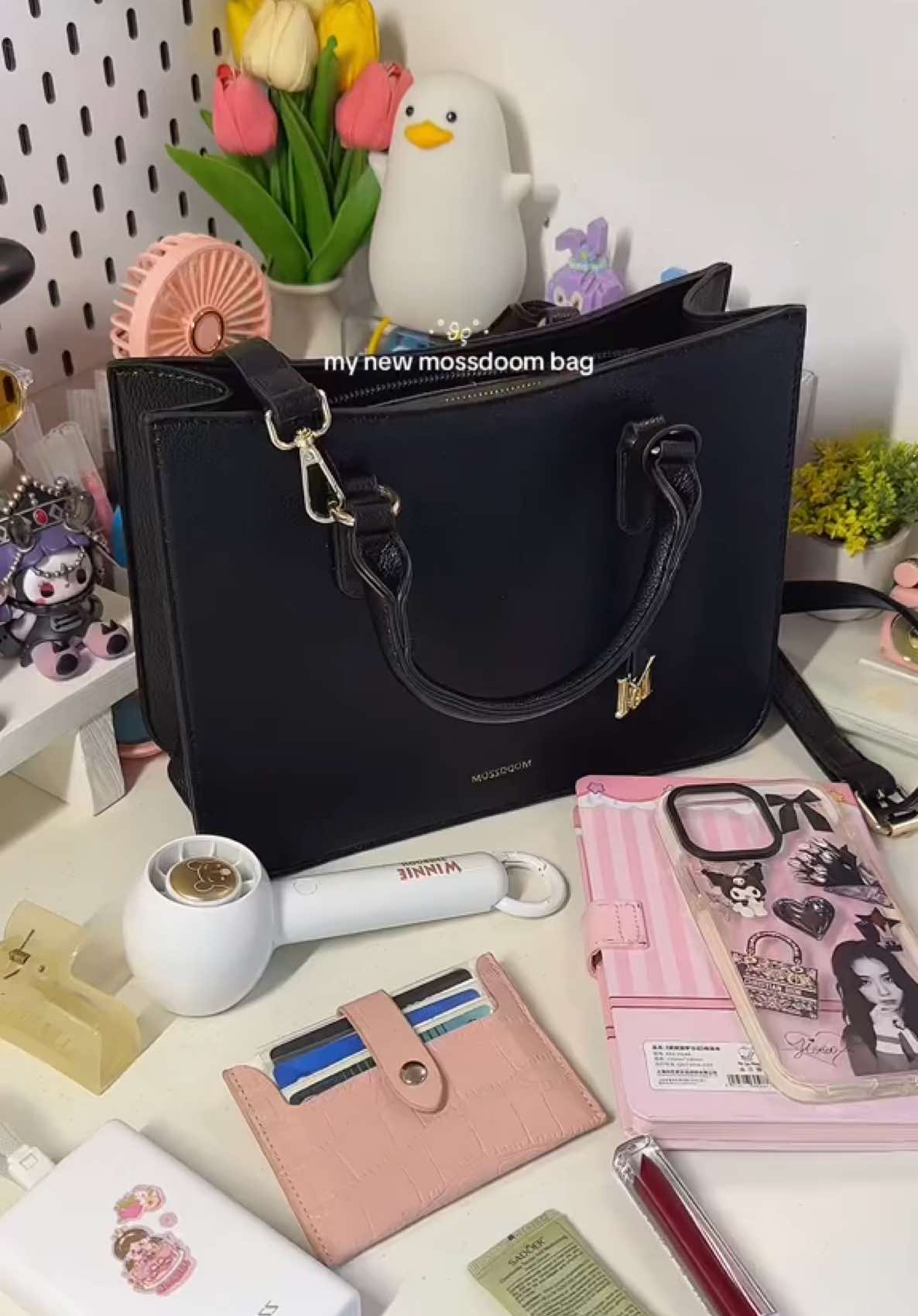 this high quality and classy bag 💖 #mossdoom #mossdoombag #classybag #minibag #smallbag #slingbag #bagsforwomen #fyp #foryou #trendingbags @MOSSDOOM.PH 