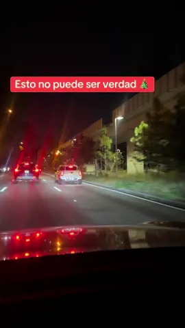 Esto no puede ser verdad🎄 #lucesdenavidad #chistmas #carro #nopuedeser 