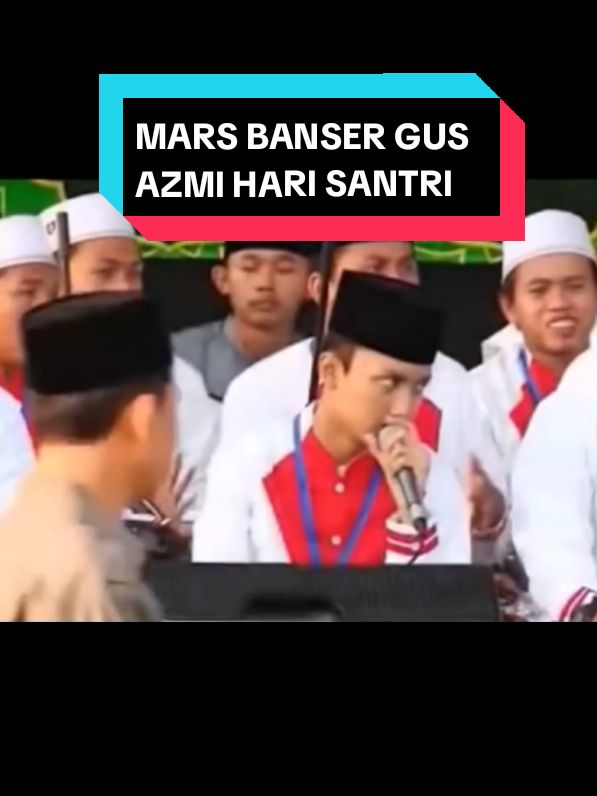 Gus Azmi borong es teh#sholawat #harisantrinasional2022 #gusazmi #sholawatan #azmeee 