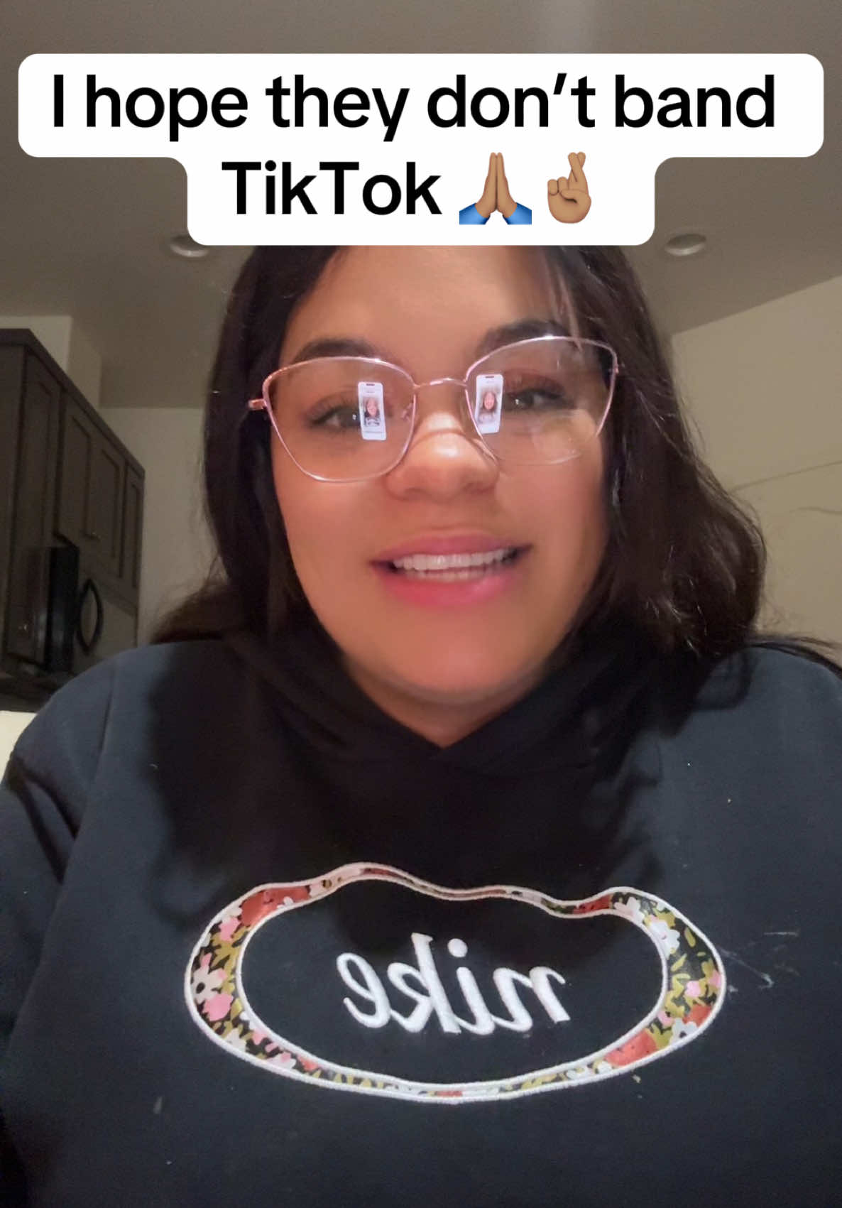 Please dont band Tiktok 🙏🏽 #keeptiktok #fyp #praying #fortiktok #dontgo 