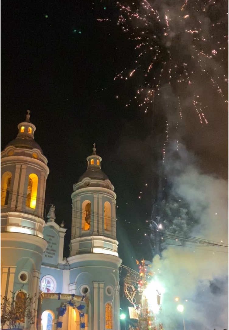 “Si me das tu amor” 🤍 Baños - Cuenca 📍 Tradición y Cultura #pueblomagico #bañoscuencadefiesta #paratiiii #cuencacity 