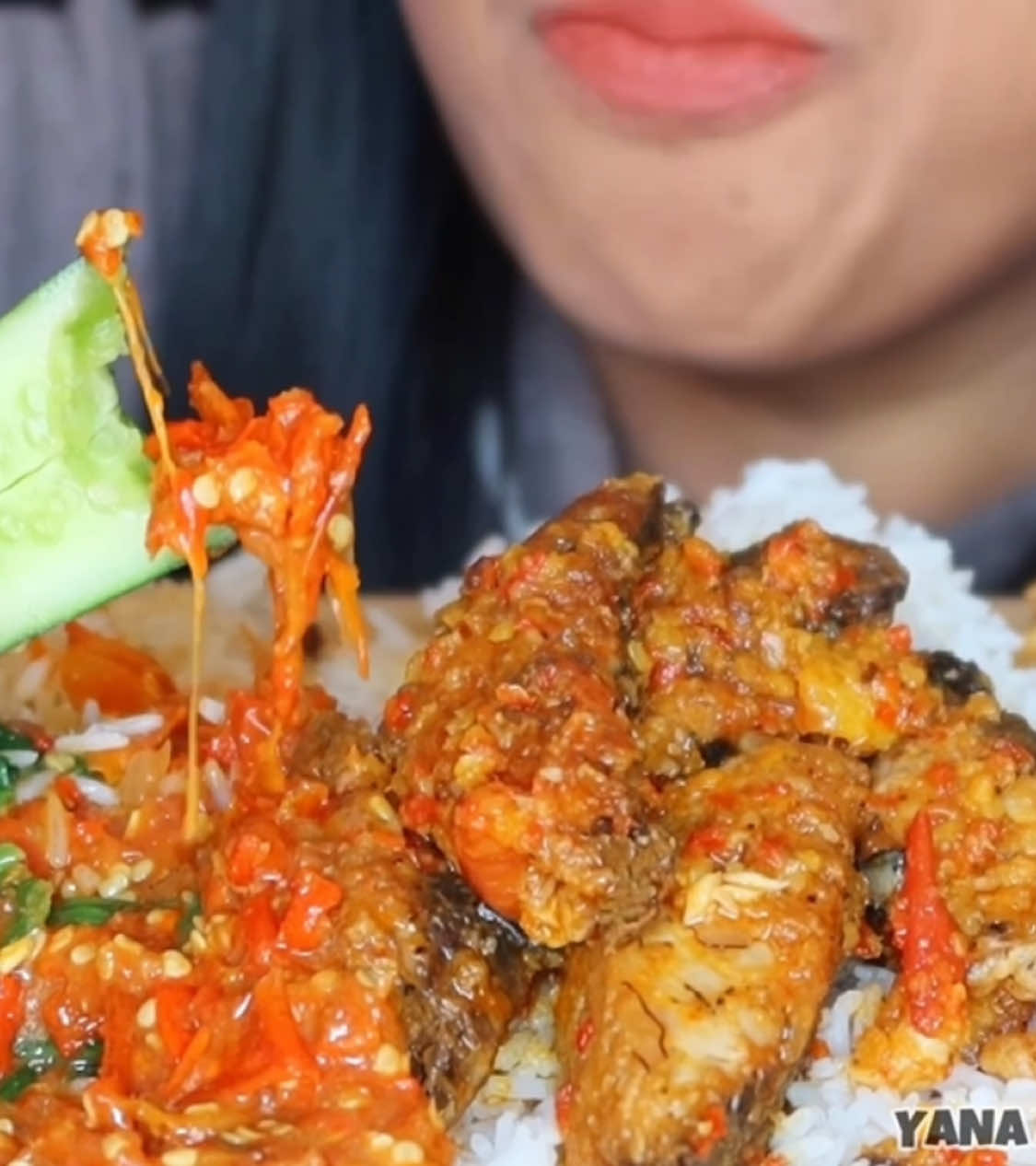 Asmr sambal ikan tongkol (yt:yana asmr) #asmr #asmrsounds 