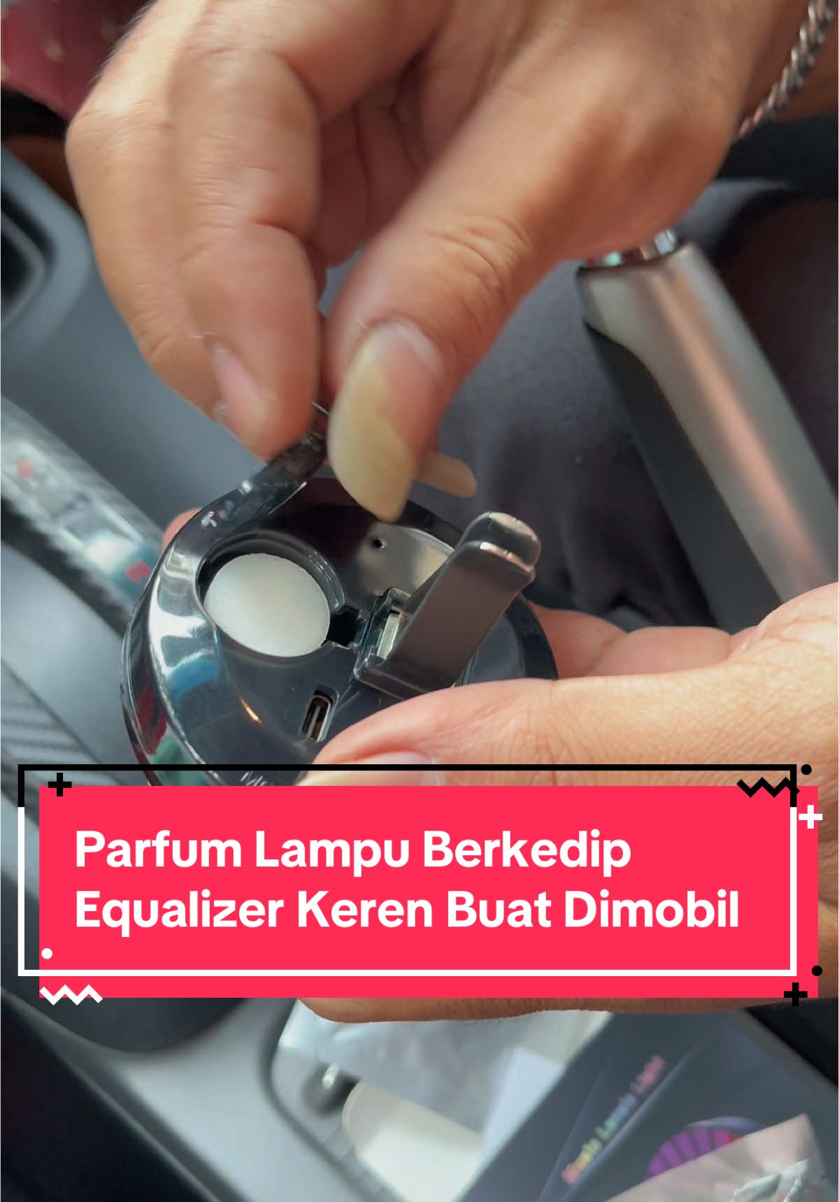 Parfum lampu Berkedip Equalizer buat dimobil, Parfum Lampu Mobil ini rechasable Usb TypeC, rekomendasi parfum mobil #parfummobil #rekomendasiparfummobil #parfum #parfummobilviral 