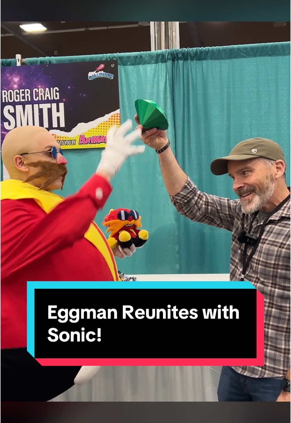 Eggman reunites with Sonic the Hedgehog himself, @Roger Craig Smith! . . . #sonic #sonicthehedgehog #sonicmovie3 #sonicmovie #robotnik #drrobotnik #eggman #dreggman #retrogaming #retrogames #sega #segagenesis #segamegadrive #cosplay #cosplayer #robotnikcosplay #knucklestheechidna #knuckles #tails #tailsthefox #videogames #sonicthehedgehog3 #soniccosplay #rogercraigsmith #sonic3 #shadowthehedgehog #galaxycon