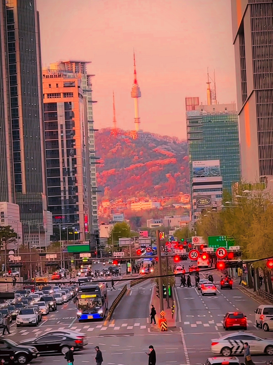 South Korea 🇰🇷 #CapCut #findeaño #foryoupage❤️❤️ #viral_video #trendingviralvideo #buildings #tiktok_india #trendingvideo 