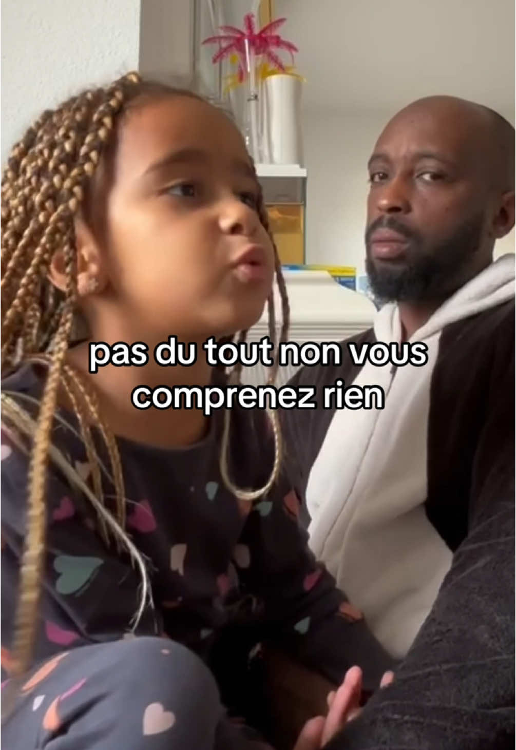 Amina nous explique la vie 🥰🙈😂 #amina #aminaetsonpapa #mariage #family #famille #mixedfamily #famillemetisse #enfant #metissage #amour #pourtoi #foryou #maamina34 #pourtoi #foryou #fyp 