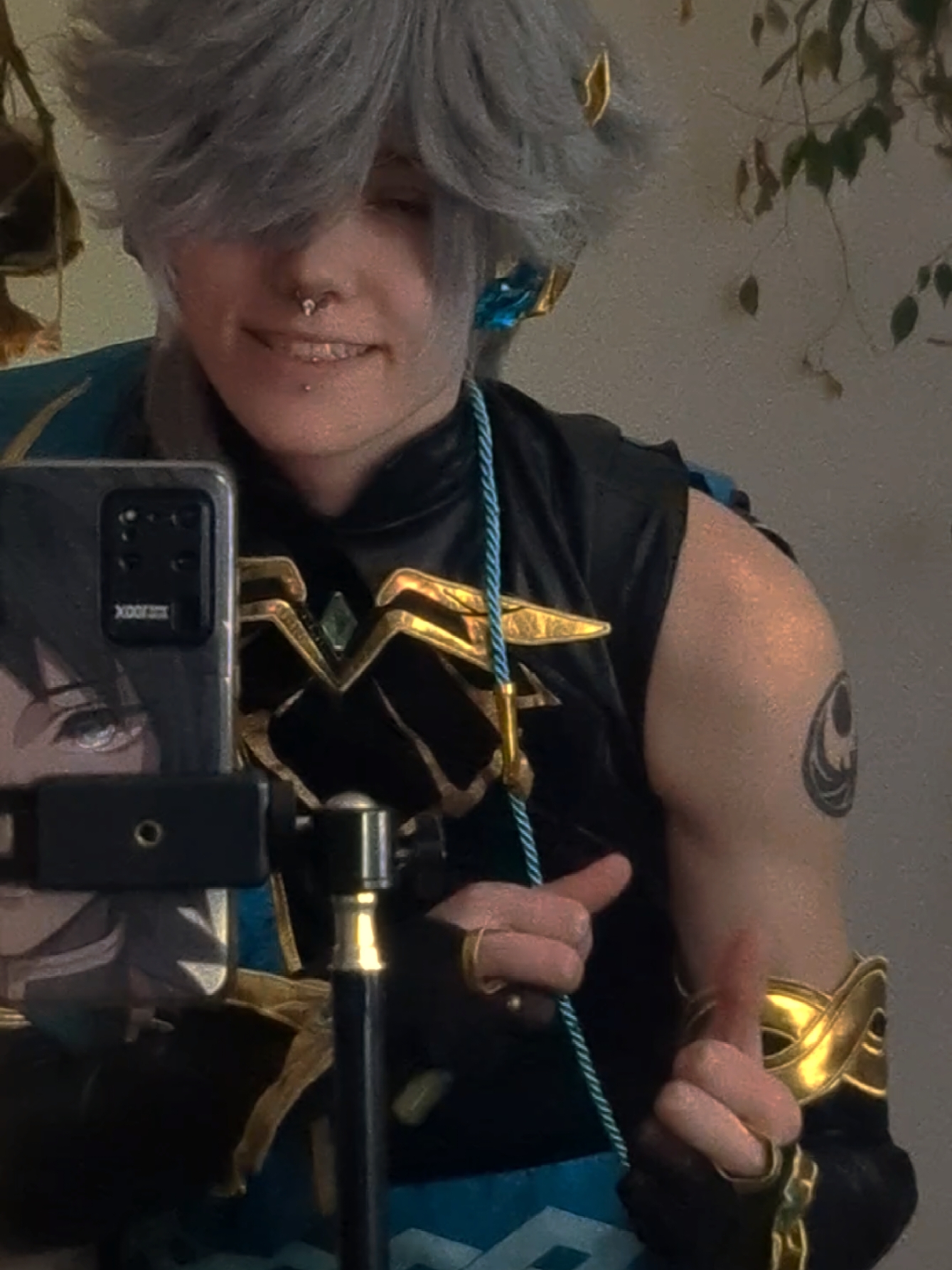 dude said one thing and turned the whole Party against him. he's a Part of the lgbtq+ too- anyways. that's w¡ld. #morallywrong #GenshinImpact #alhaithamgenshin #alhaitham #alhaithamcosplay #genshin #genshincreator #genshincosplay #trans #ftm 