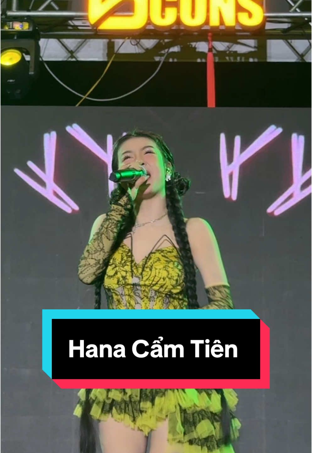 Hana Cẩm Tiên thật xinh đẹp trong Sự Kiện Bcons Beer Fest Tp. Dĩ An - Bình Dương #baushowlekhacbinh #xuhuongtiktok #tiktokgiaitri #hanacamtien 