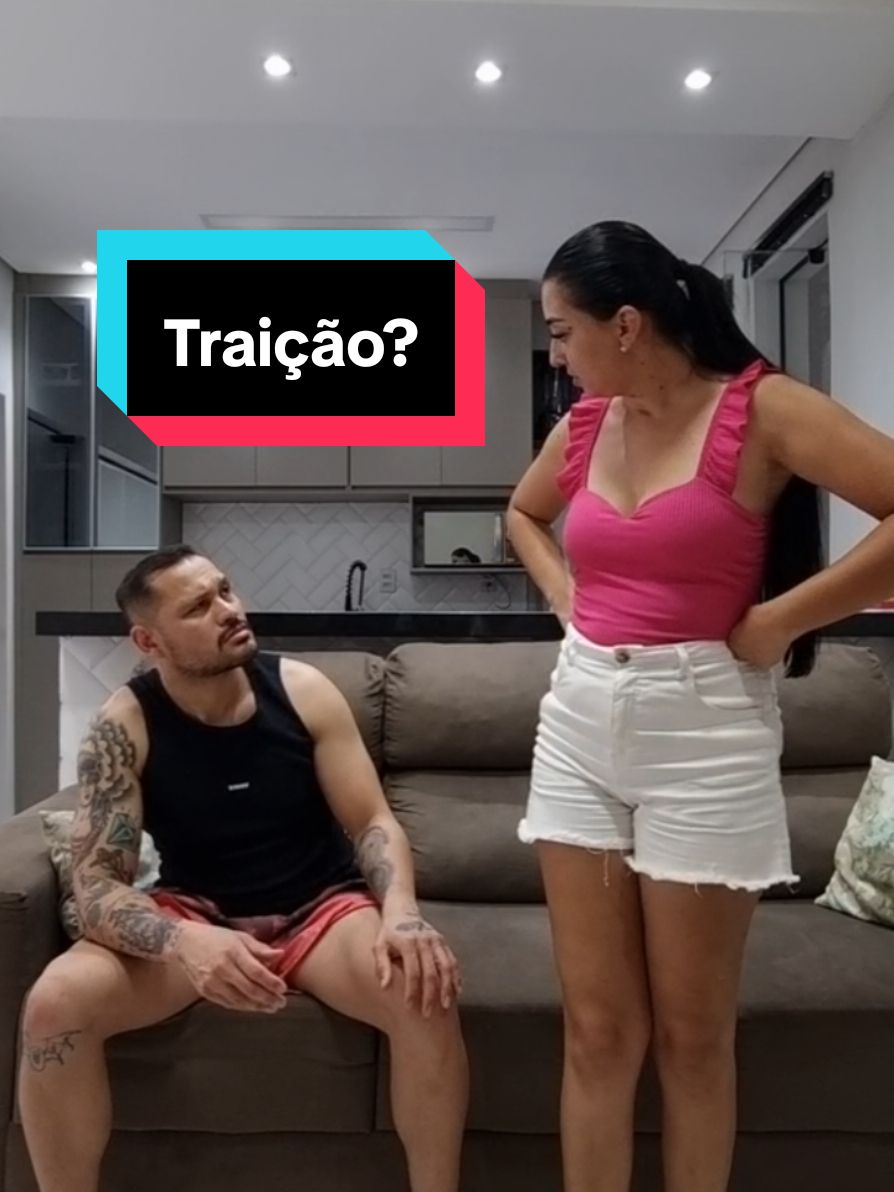 Devo me preocupar? #casal #casalengraçado #casalcomedia #fyp #explore #explorar #viral_video #comedia #casamento 