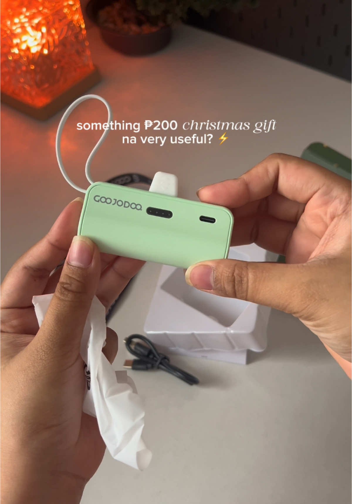 very convenient lang siya beh #goojodoq #powerbank #minipowerbank #5000mahbattery #powerbankreco #compactpowerbank #gift