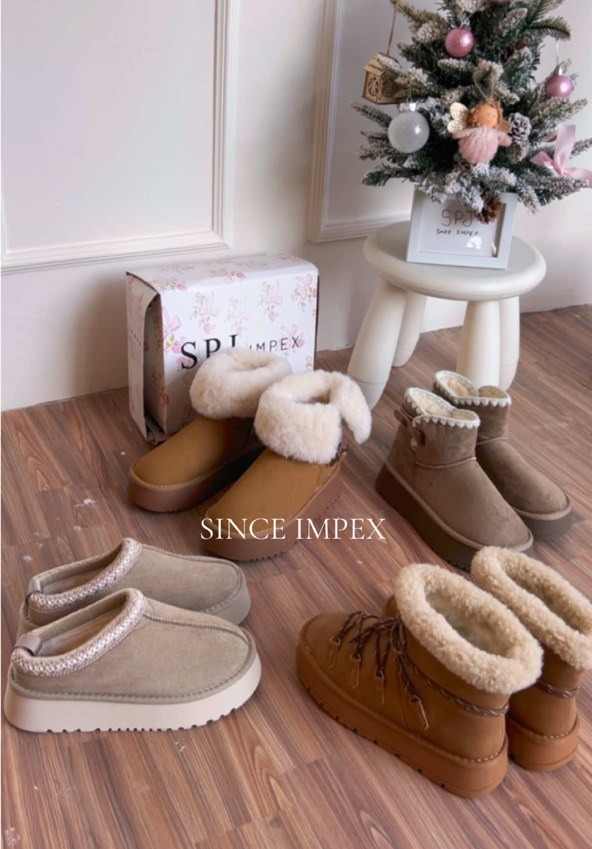 Its time that you should get a cute winter boot from @SPJ_IMPEX #sinceimpex   ✨❄️☃️🌡️