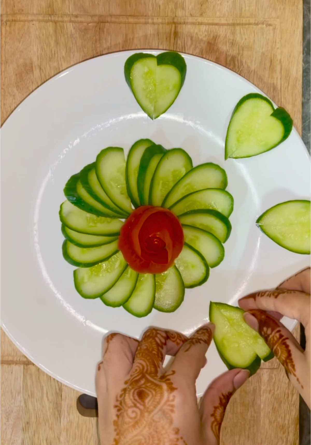 How to decorate ur salad plate #Recipe #Foodie #foryoupage 