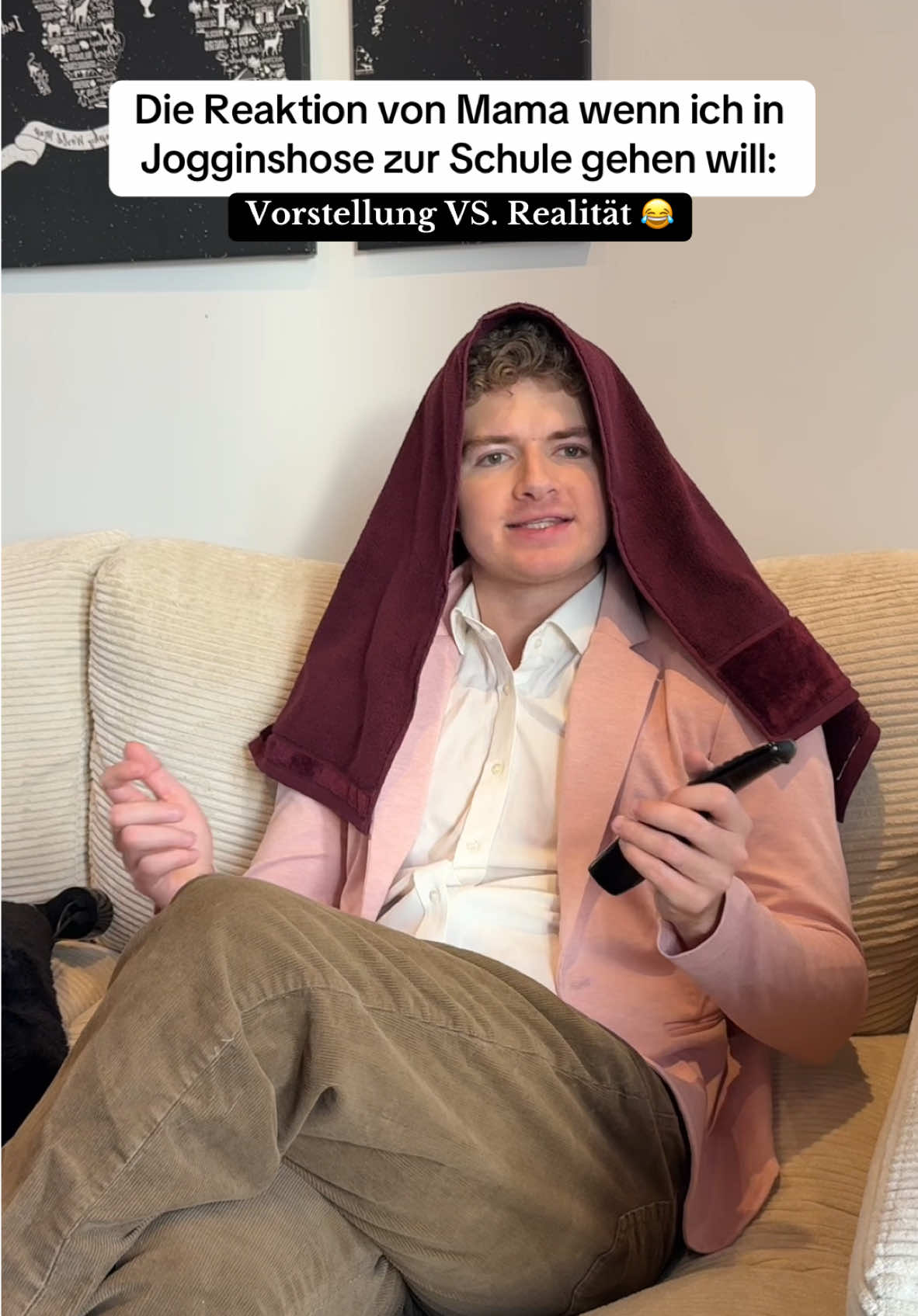 Link zu meinen Pyjamas in meiner Bio 😂🤝 Dürft ihr mit Jogginghose in die Schule gehen? 👀 | Anzeige für meinen Shop #schule #mutter #comedy 