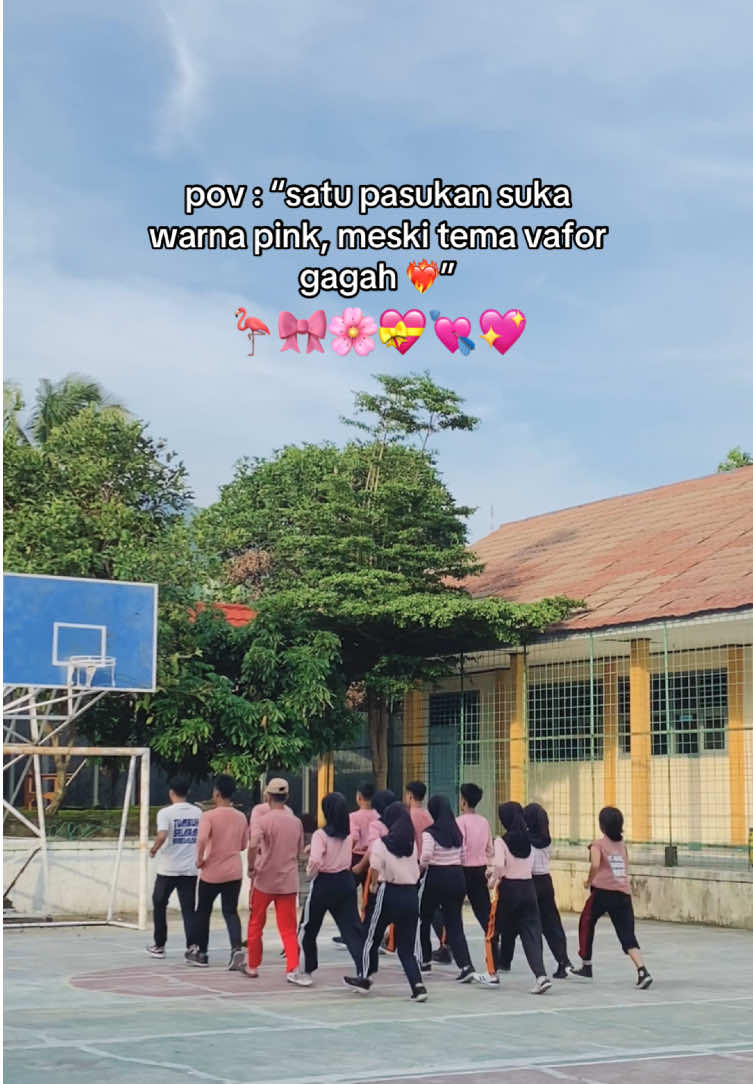 tapi lucu yaa mereka 💖🫵🏻 pinkyyy haha #fyp #paskib #paskibra #lkbbpalingupdate #lkbb #lkbbpaskibra #duniapaskibra #satyasaka #masukberanda #pink 