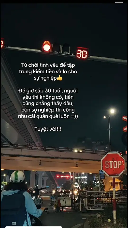 Nghe nhạc thôi sao buồn thế ta 😔