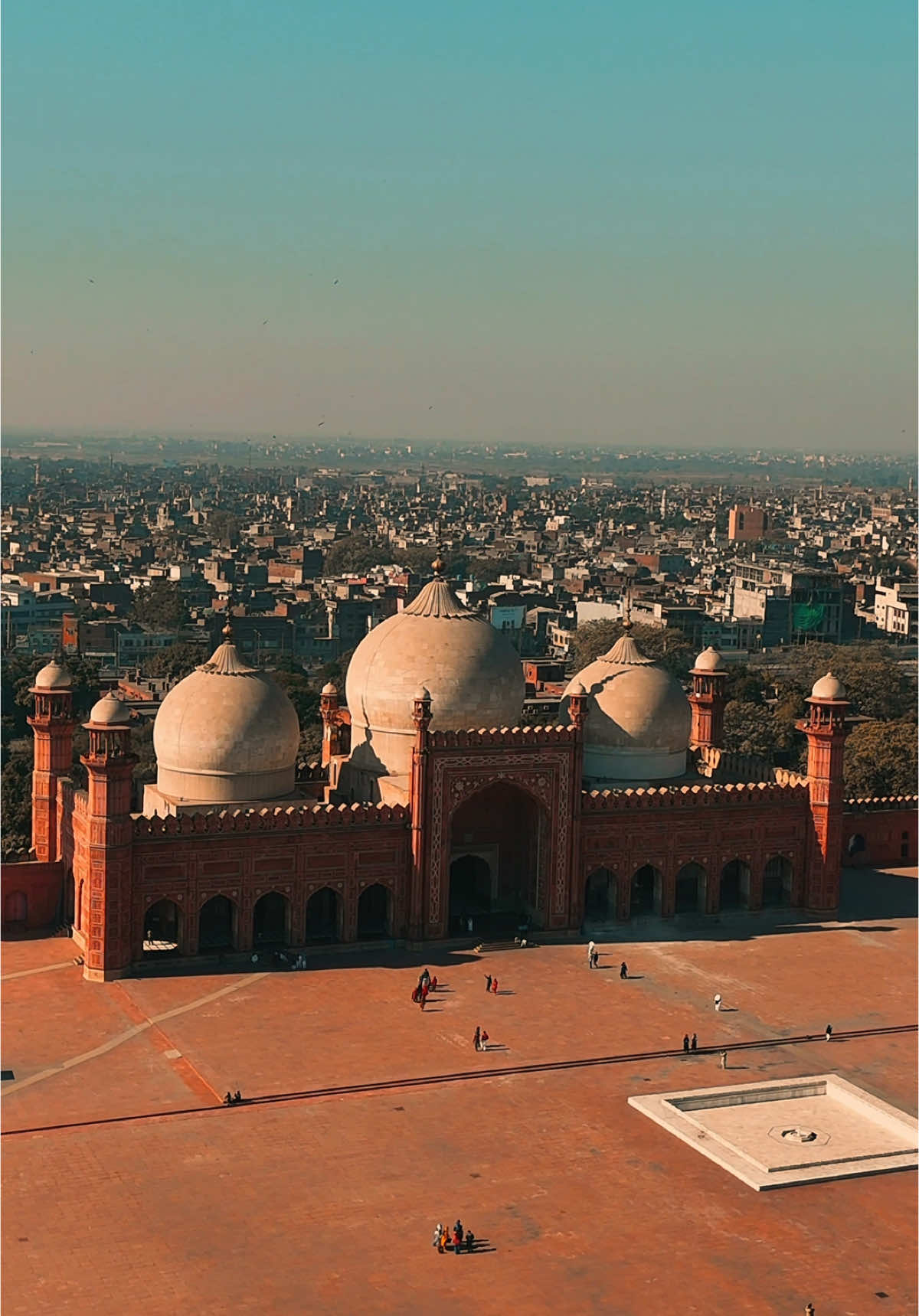 بادشاہی مسجد لاہور 🕌  #punjab #masjid #viral #lahore #badshahimosque 