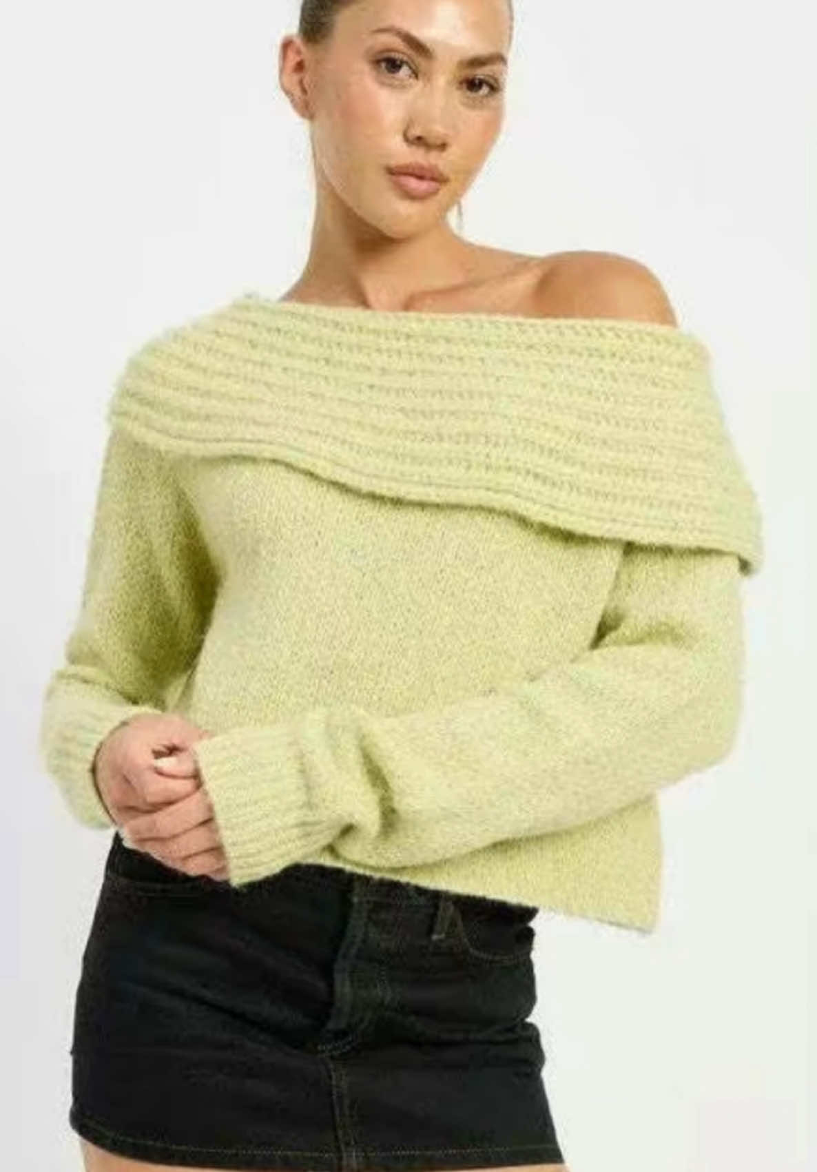 COWL NECK CROPPED SWEATER #jessizboutique💗 #jessizboutiquetiktokshop #somethingforeveryone💕 #seehergreatness #boutiqueclothing #onlineboutique #sweater #winterfashion #winterishere #winterfit #wintervibes 