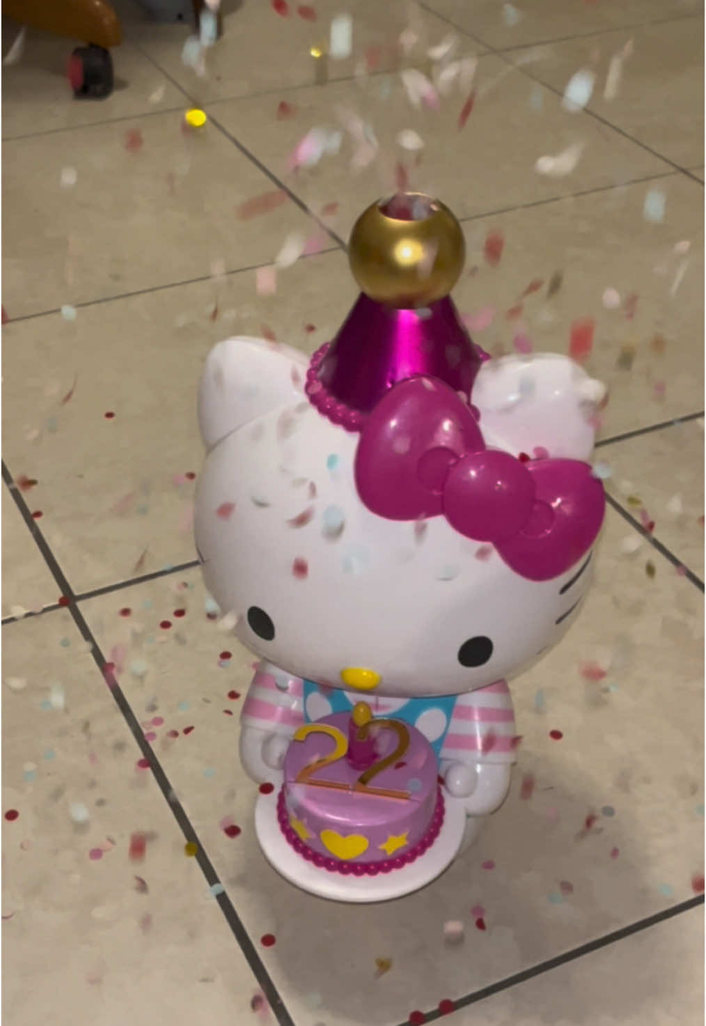 Hello Kitty came to say Happy Birthday to me! 🥰🤣 #hellokitty #sanrio #birthday #happybirthday #party #fyp #fypシ 