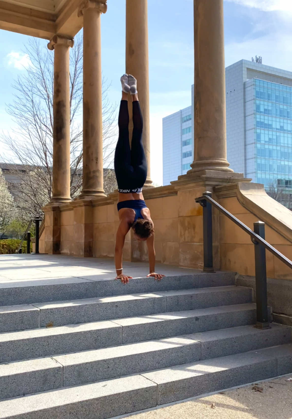 I need to find some longer stairs 🤔 #Handstand #HandstandWalk #Challenge #Athlete #Coach #Stunt @Nike 