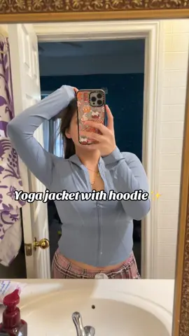 I want every color 😛 #tiktokshop #yogajacket #blue 