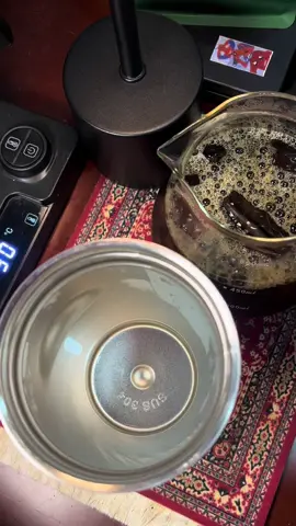 #fyp #explore #الشعب_الصيني_ماله_حل😂😂 #اكسبلوررر #v60_coffee #مالي_خلق_احط_هاشتاقات #قهوه #ايس_دريب #ايس_دريب_v60 #اكسبلورexplore #foryou #هواجيس #v60 #explorاكسبلووور #foryoupage #foryou 