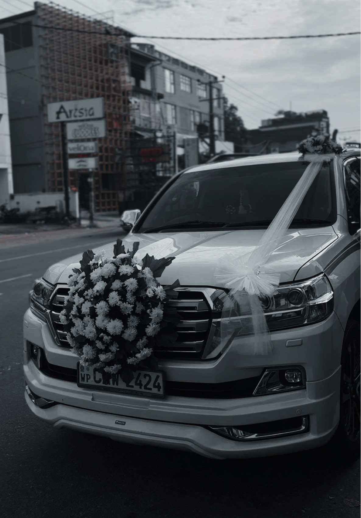 🤍👀 #fyp #xyzabc #weddingvibes #lc200 #landcruiserv8 #srilanka #landcruiser 