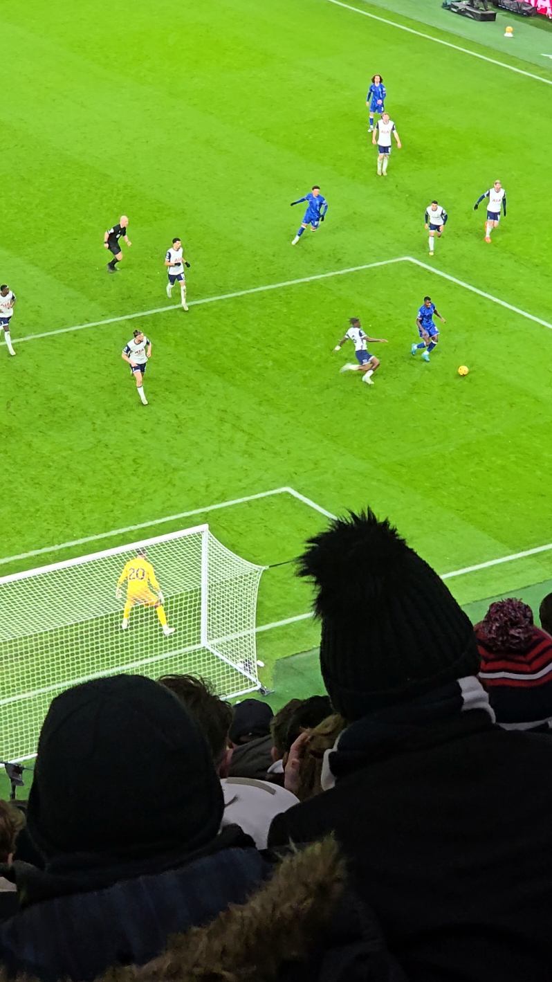 Spurs vs Chelsea: What a foul from Bissouma and what a penalty by Cold Palmer 🥶 #Tottenham #spurs #Tottenhamvschelsea #chelsea #chelseafc #football #futbol #Soccer #PremierLeague #epl #bissouma #colepalmer #penalty 