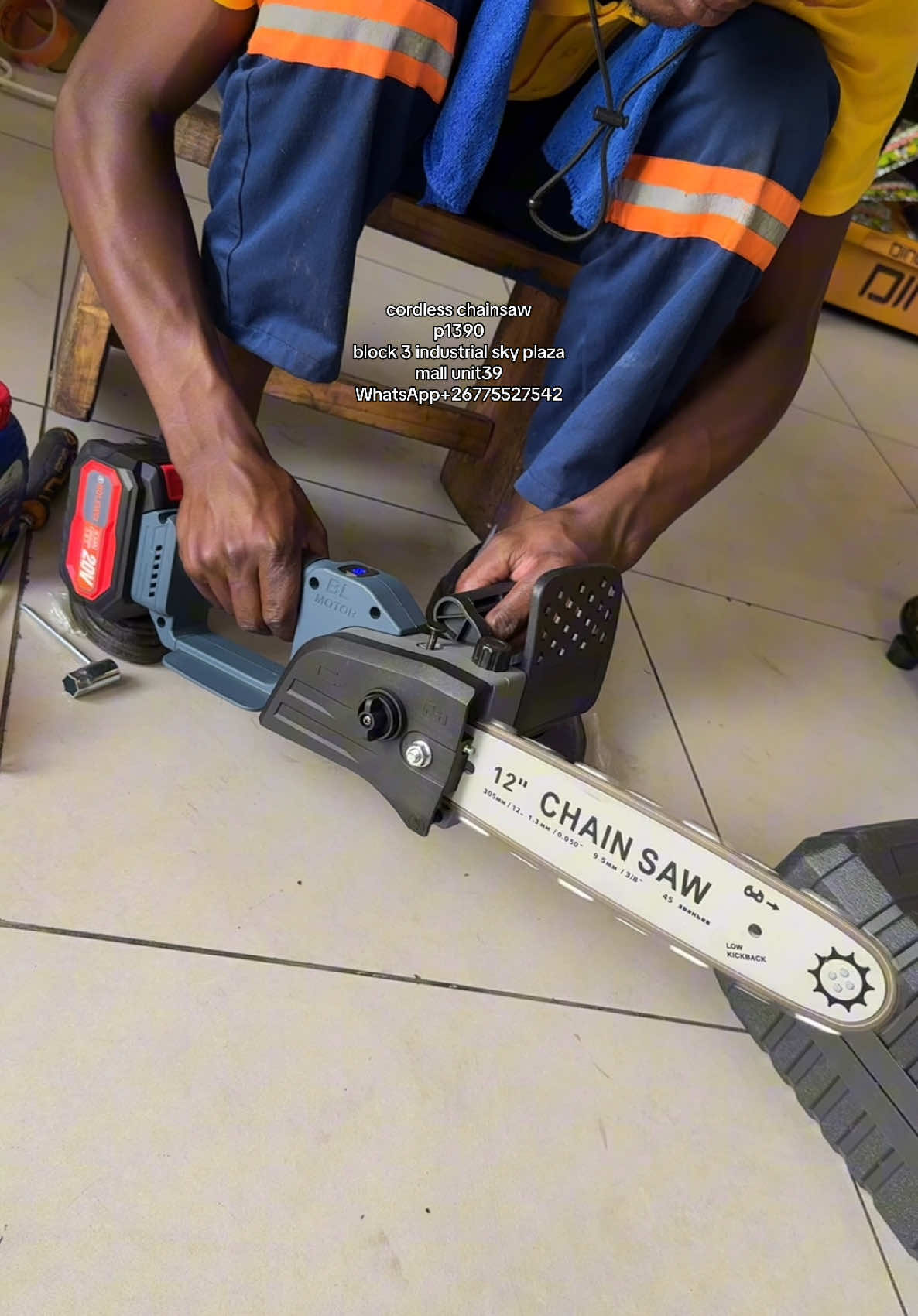 cordless chainsaw p1390 block 3 industrial sky plaza mall unit 39 #botoolsstore #skyplaza #unit39 #titokbotswana🇧🇼❤️ #gaborone #powertools #chainsaw #botoolsstore 