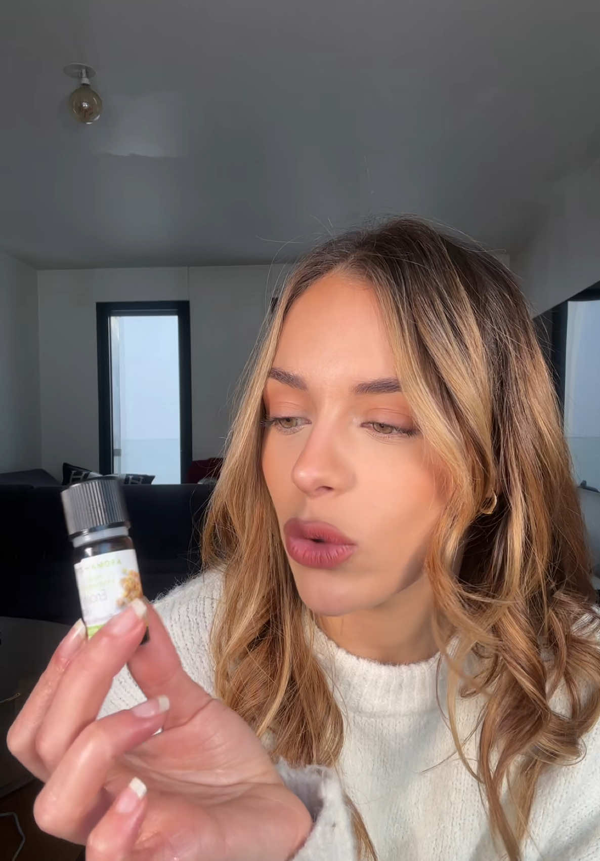 Relâchement cutané,manque d’eclat, irritations?? Cette huile pourrait devenir vitre meilleure alliée beauté. 15/20 gouttes pour un flacon de 100ml  #frankincenseoil #huileessentielledoliban 