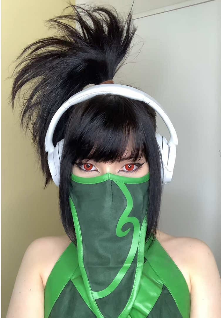 Akali🐉 #akali #asiangirl #yk2 #leagueoflegends #acubi #emogirl #hairstyle #lol #akalicosplay #egirl #dragon #fypシ゚ 