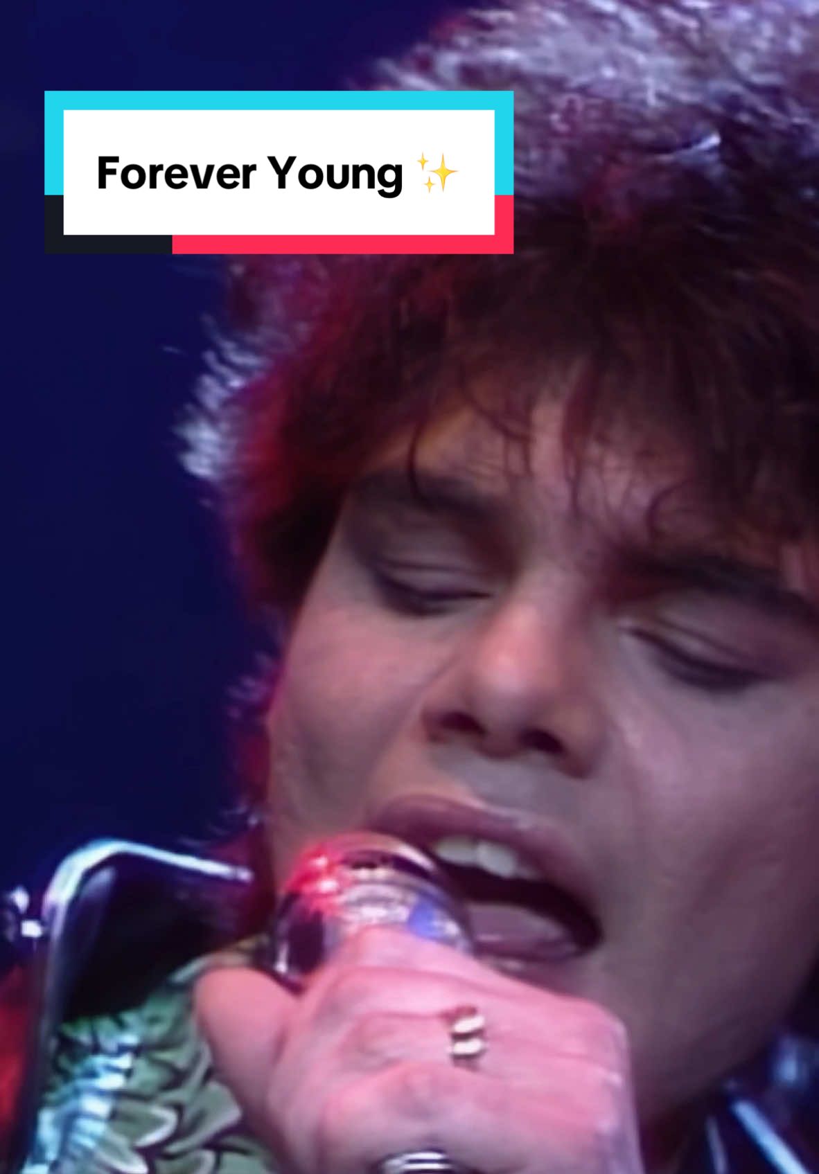 This has truly been an unforgettable anniversary year for „Forever Young,“ and it’s all thanks to you! 40 years ago today, we performed on Thommy’s Popshow Extra—and now, it’s available to watch on our YouTube channel. Check it out now! ❤️ #alphaville #foreveryoung #mariangold #bestof40years 