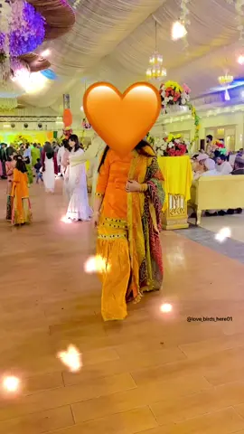 Mehdi Ki rat 🧡💛🧡#love_birds_here1 #🧡🧡 #foryou #fyppppppppppppppppppppppp #fyp #girl #weeding #shadi #mehdinight #CapCut #mehdi #tiktok #😊🕊tiktok #barat 