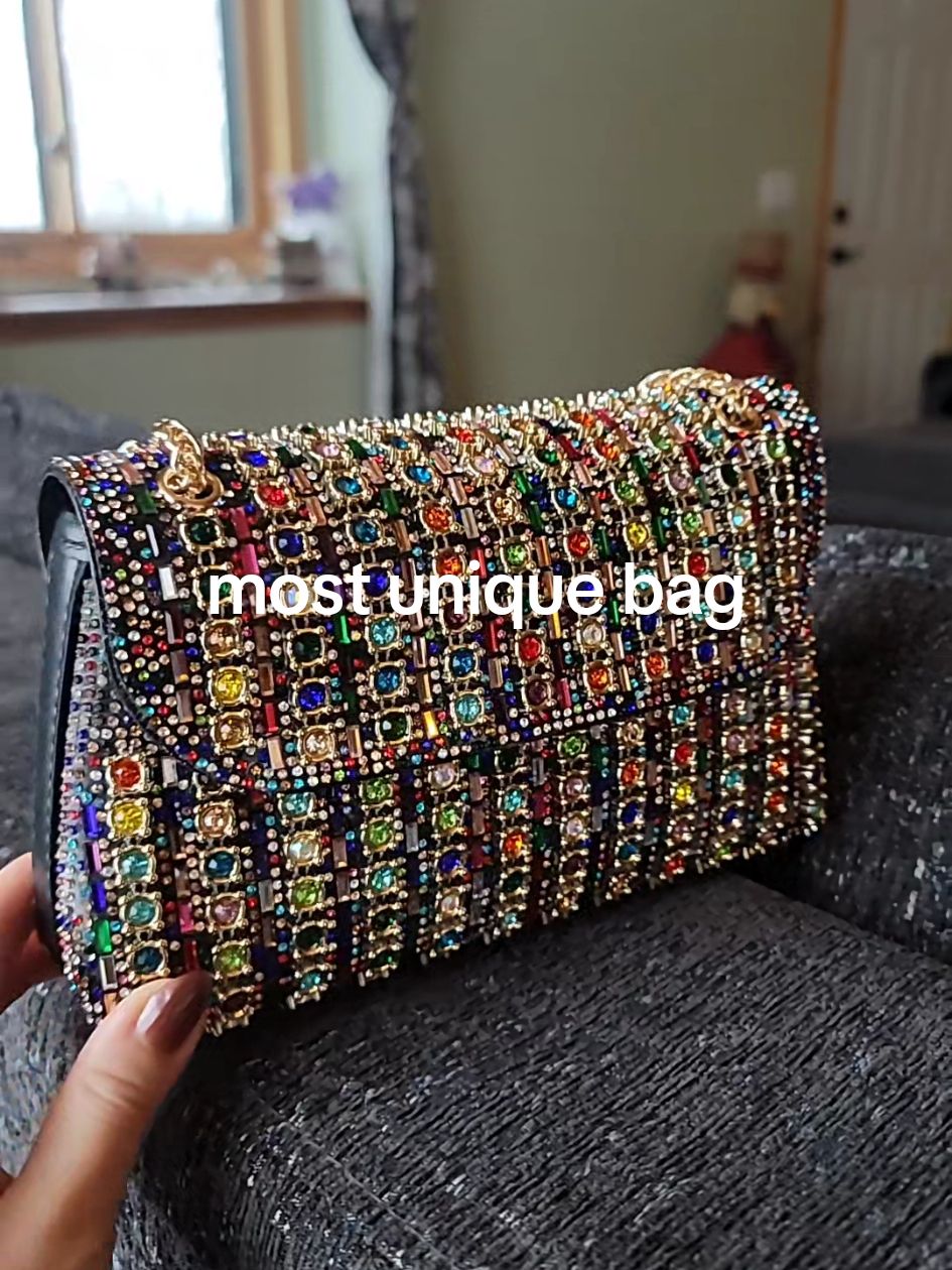 Replying to @spookydumpling that's not dramatic, this is the most unique, beautiful bag I have ever seen. and it's even more beautiful in person 😍 I'm obsessed 🩷💜💙 #handbag #handbagtiktok #holidayfashion #fashioninspo #winterfashion #fashiontiktok #style #fashion #tiktokshop #tiktokshopfinds 