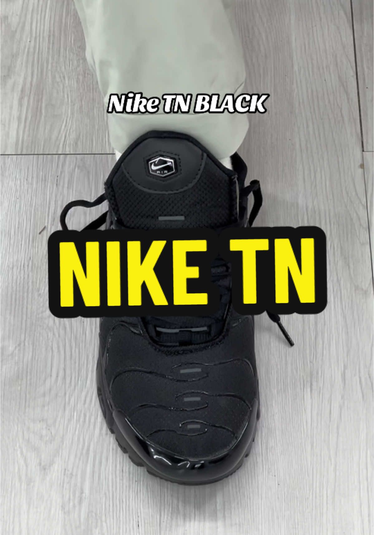 Somos tienda fisica  -escribeme al DM Y TE CONTACTAMOS VIA WHATSAPP  Ubicacion ❗️ barquisimeto  #niketn #nike #shoeschallenge #viralvideos #estilo #sneakers #sneakersaddict 