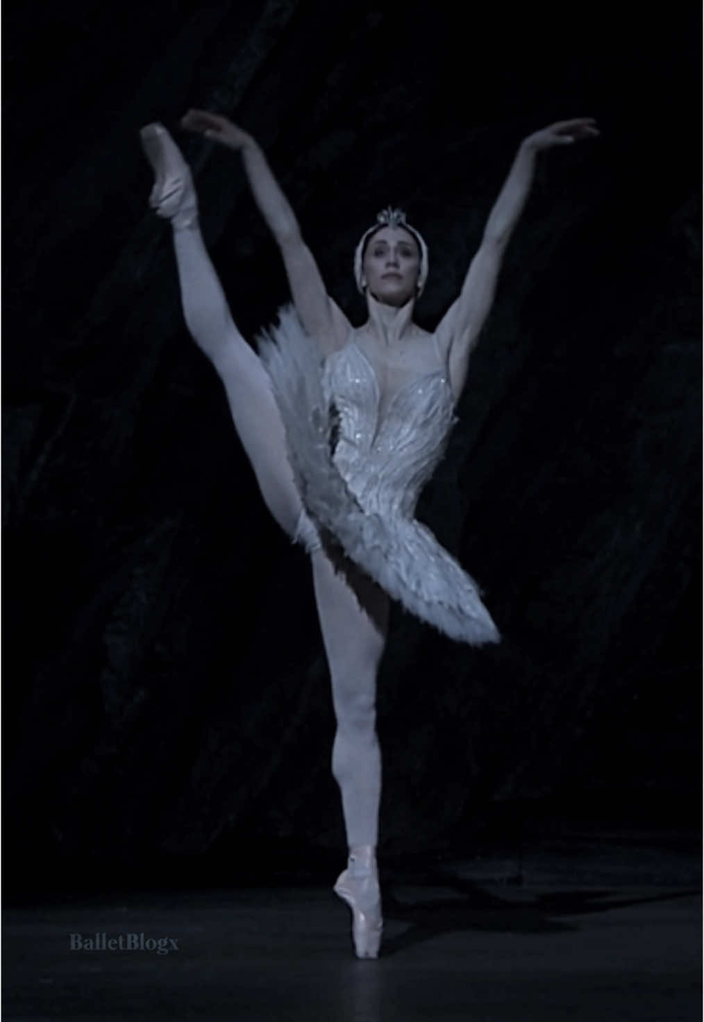 Odette The Swan Queen ୨୧:⋅˚ #ballet#aesthetic#royalballet#royaloperahouse#fyp#foryoupage#fy#foryou