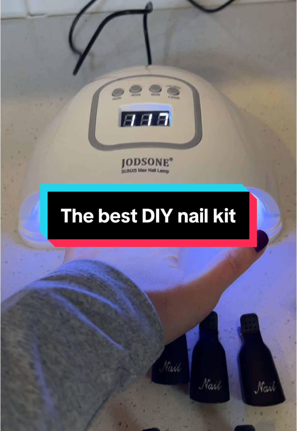 This is my year of cutting extraneous costs and W of the largest was going to the nail salon. Doing my nails at home has never been easier and more afofrdable thanks to this amazing DIY gel nail polish kit! #jodsone #gelnailkit #diygelnails #shellacnails #manicurekit #pedicurekit #diymanicure #polishremoval #cuticleoil #nailprep 